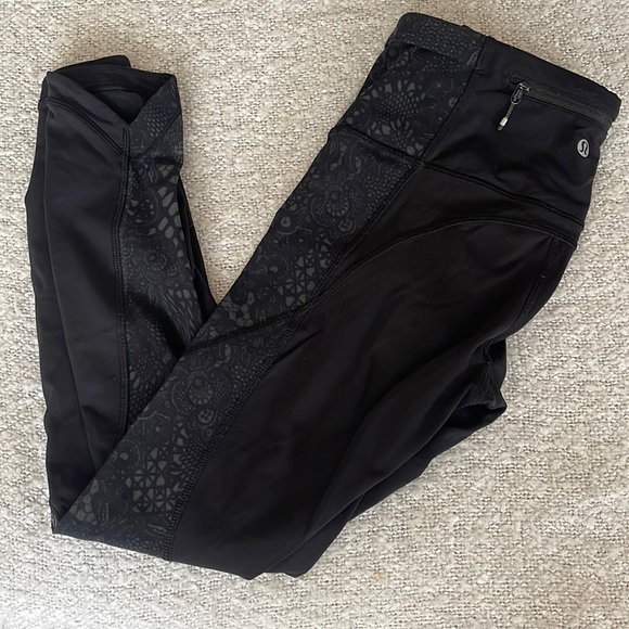 lululemon athletica Pants - Vintage Lululemon Leggings black and Mesh Size 2